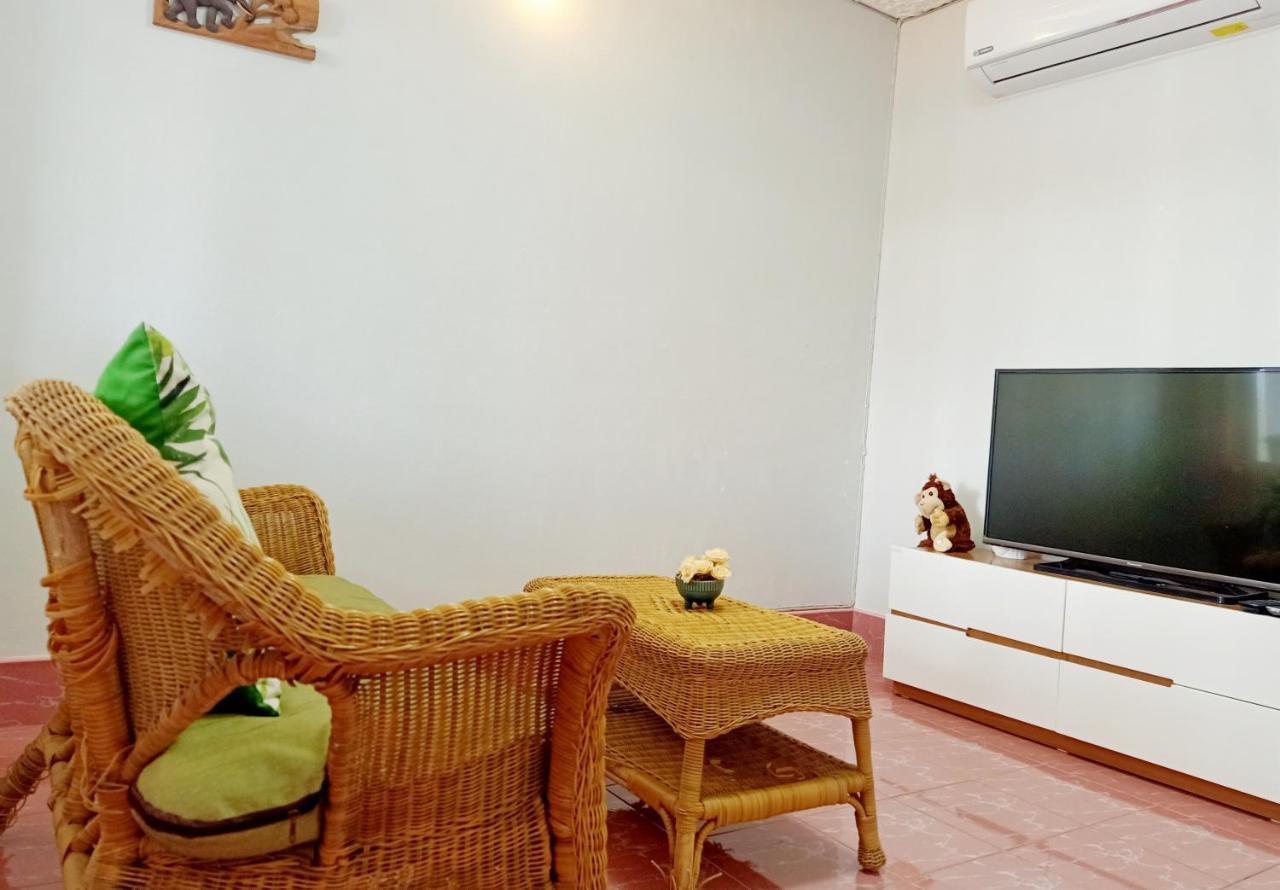 Villa The Whole House Not Share For 5 Guests à Hat Yai Extérieur photo